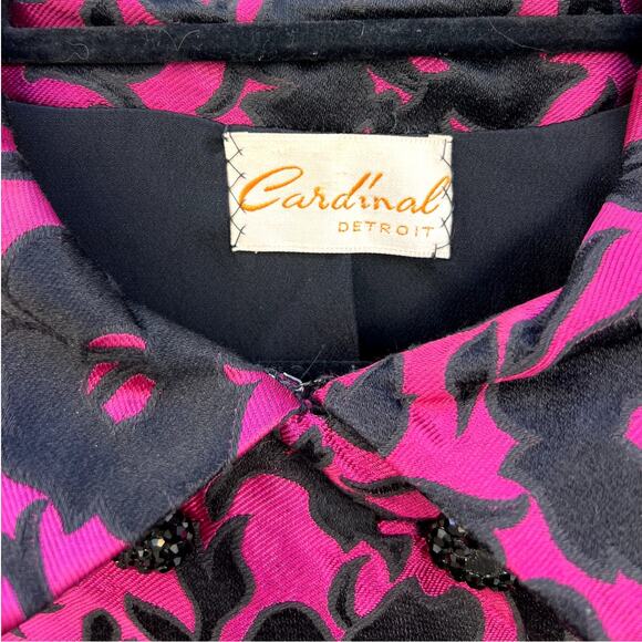 Vintage | 1960's Cardinal Detroit Cropped Black Floral Jacquard Fuschia Jacket - Picture 2 of 8